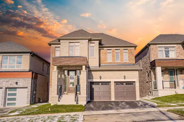 22 Wraggs RD, Bradford West Gwillimbury, ON L3Z 4N2