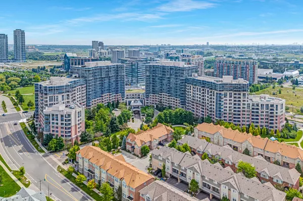 33 Cox BLVD #334, Markham, ON L3R 8A6