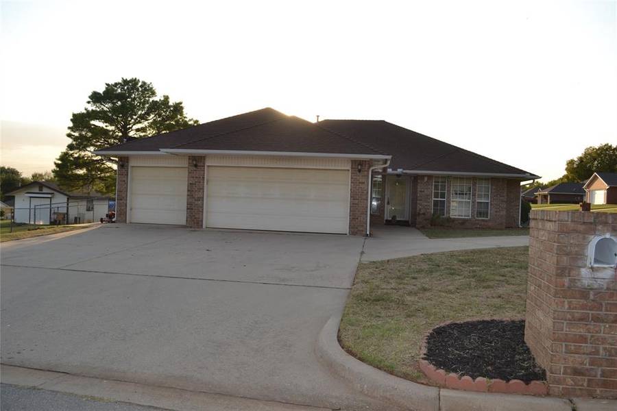 517 Bob White Drive, Purcell, OK 73080