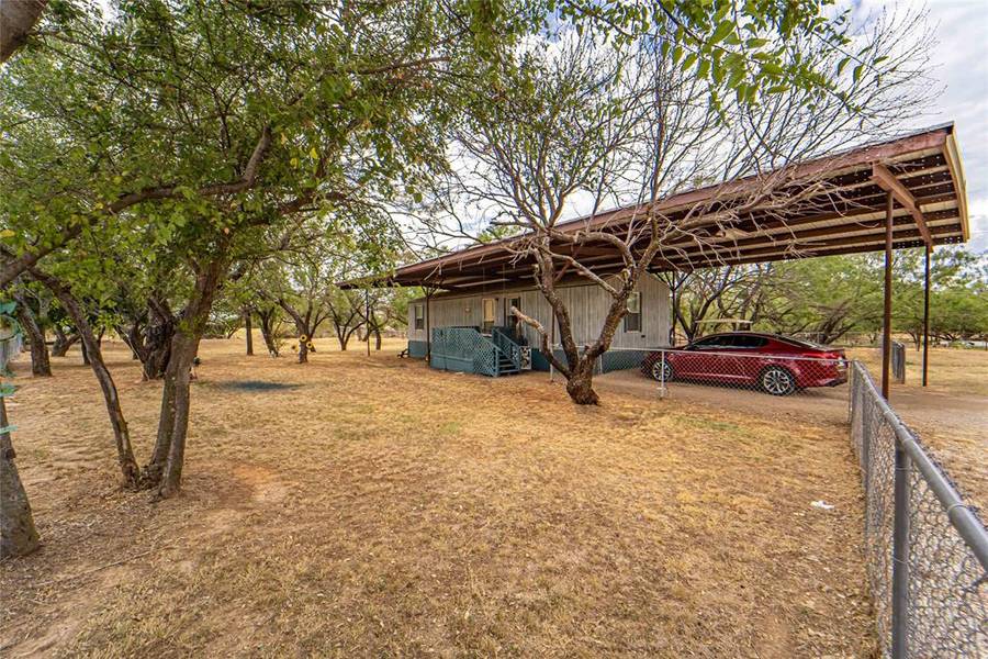 792 County Road 310, Breckenridge, TX 76424