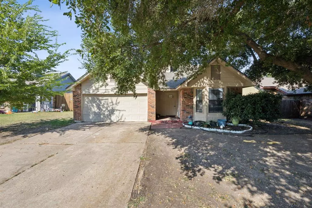 Arlington, TX 76002,411 Benjamin Lane