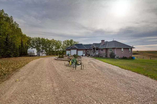 Rural Kneehill County, AB T0M 2C0,331067 Rge. Rd. 234