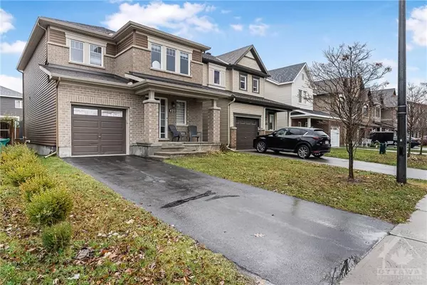 Kanata, ON K2T 0H9,422 COUNTRY GLEN WAY