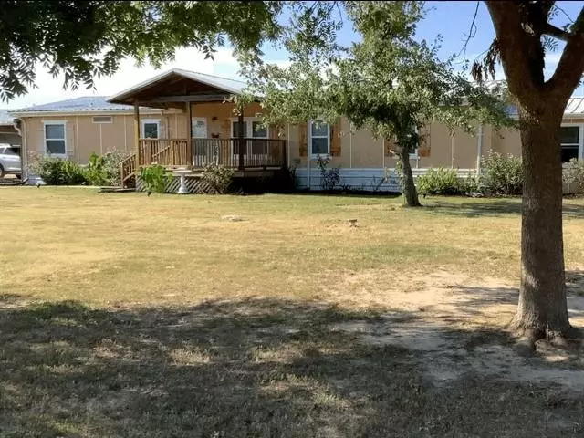 6886 W County Road 3219 Road, Lone Oak, TX 75453