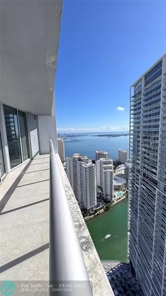 475 BRICKELL AV  #4913, Miami, FL 33131