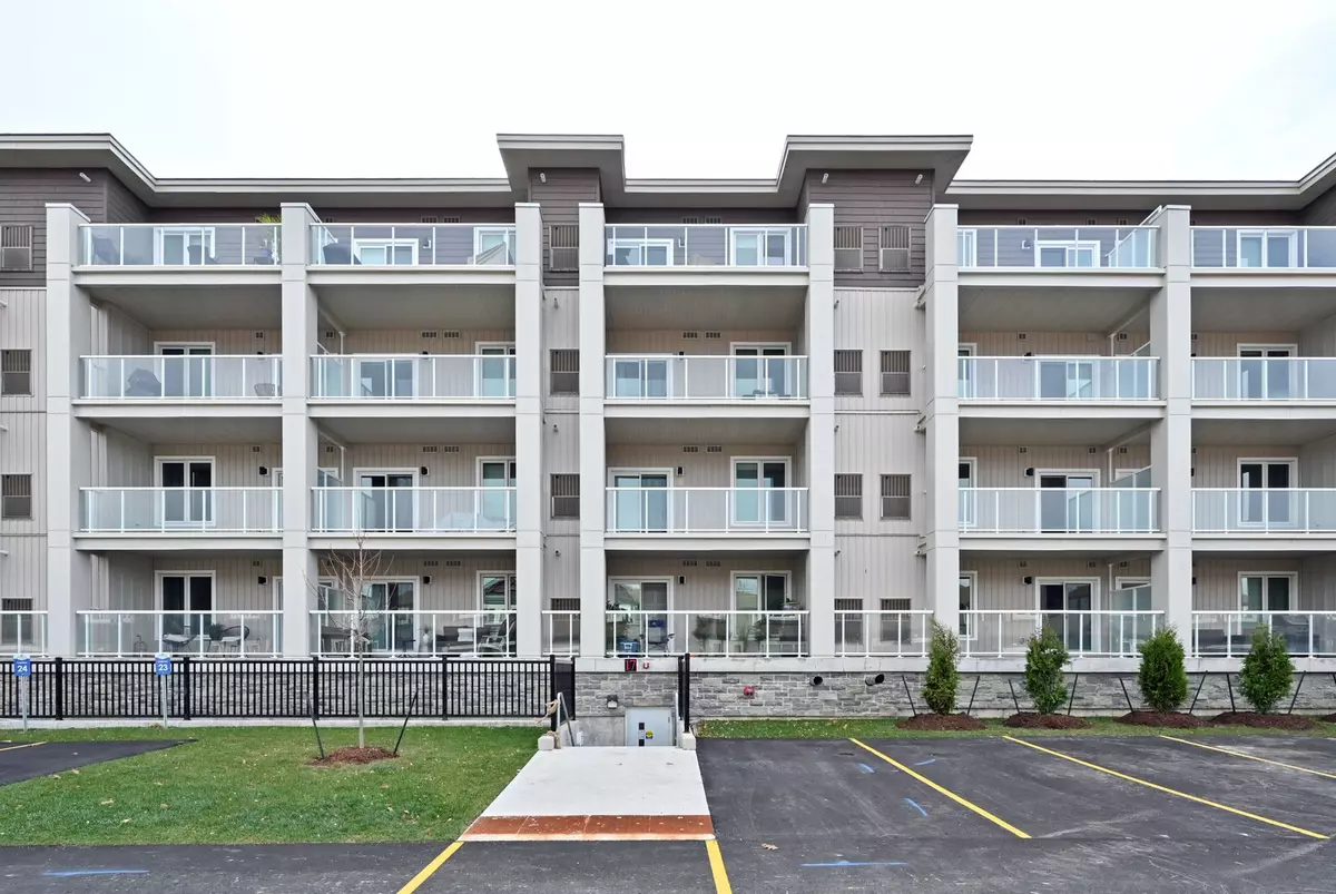 Collingwood, ON L9Y 1T3,17 Spooner CRES