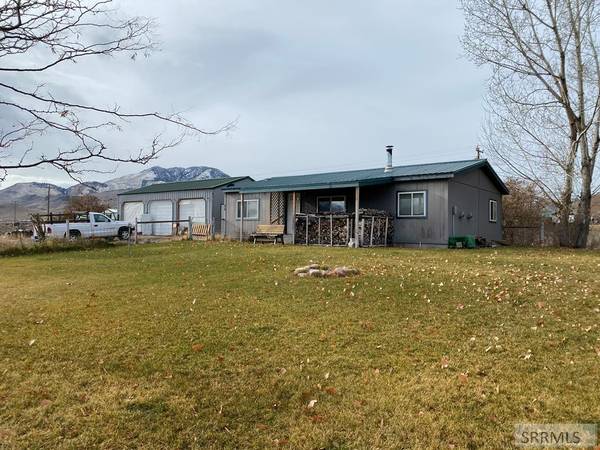 78 Valley View Circle, Challis, ID 83226