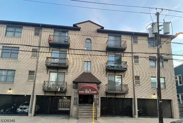 45-51 Gotthardt St, Newark City, NJ 07105