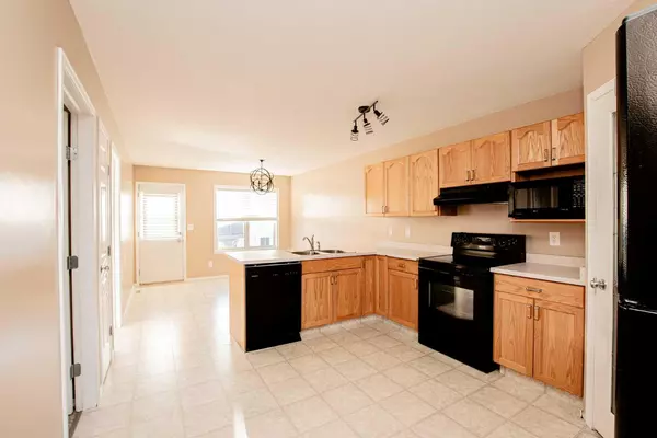 Grande Prairie, AB T8X 1N5,9501 Lakeland DR