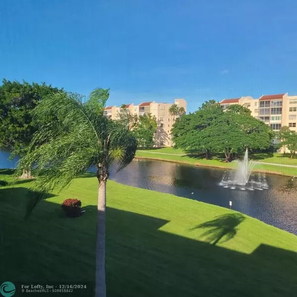 Delray Beach, FL 33446,27 Abbey Lane  #407