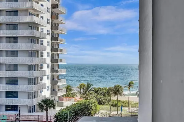 Pompano Beach, FL 33062,1000 S Ocean Blvd  #6K