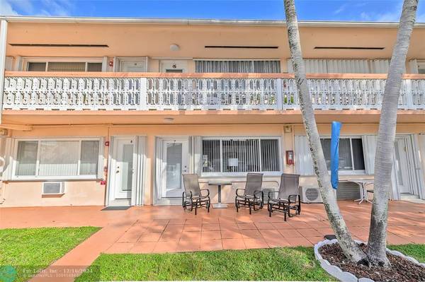 Hallandale Beach, FL 33009,1015 SW 11th Ave  #7-K