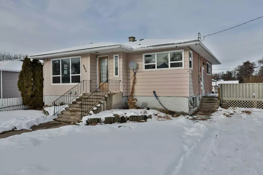 4909 51 AVE, Taber, AB T1G 1H7