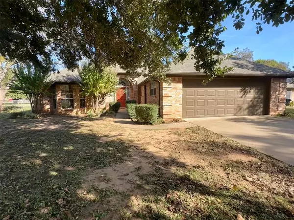 4203 Southaven Court, Granbury, TX 76049