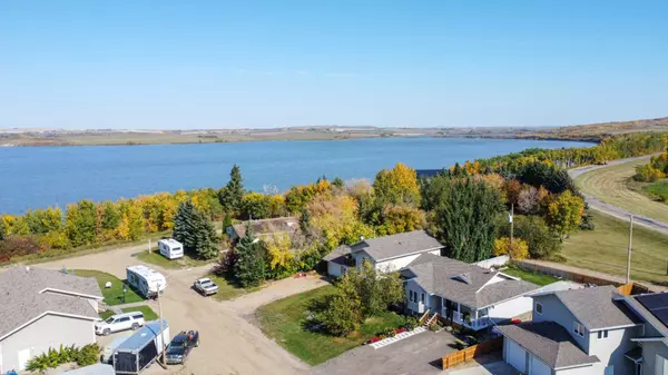 Greenstreet, SK S9V 0X7,24 Scenic Drive