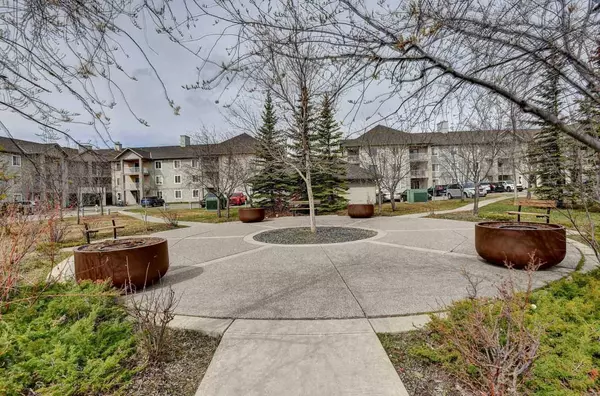 Calgary, AB T3G 5N5,1000 Citadel Meadow PT NW #310