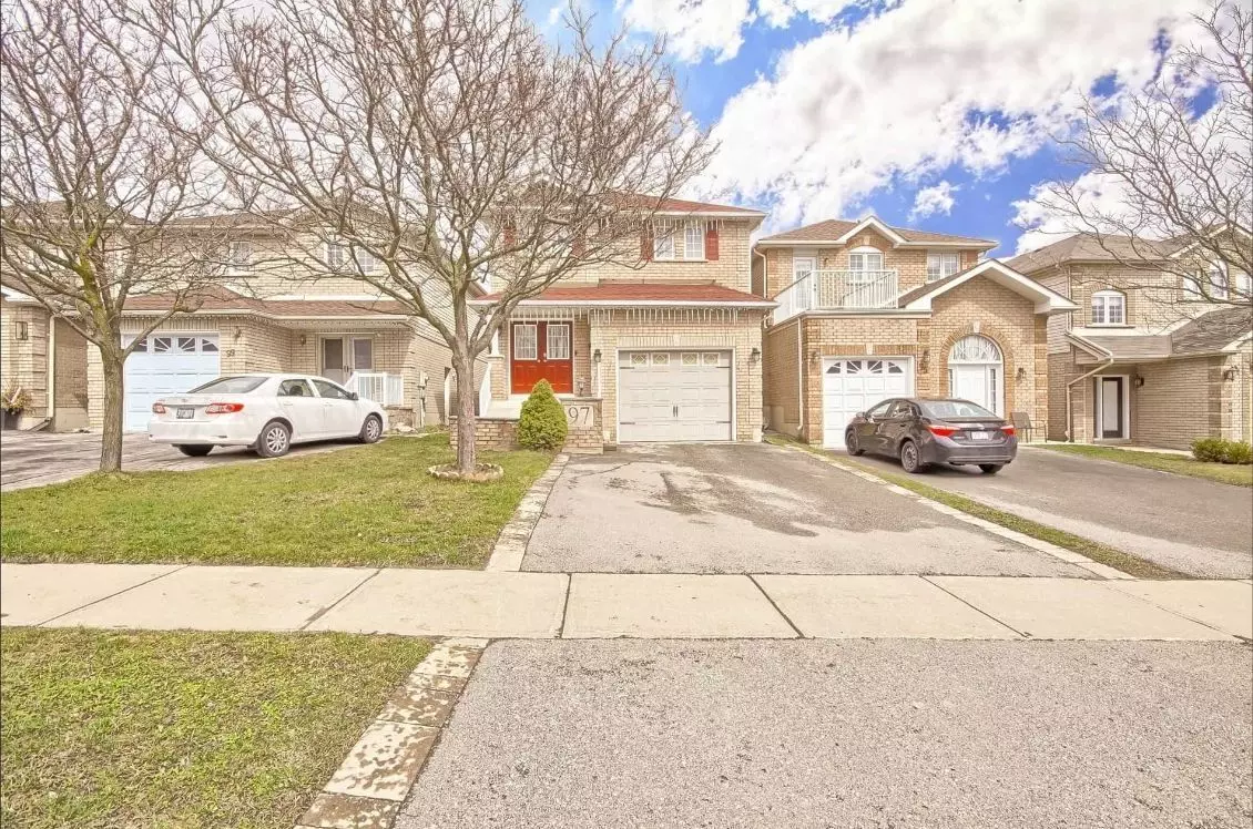 Newmarket, ON L3X 2M5,97 Clearmeadow BLVD