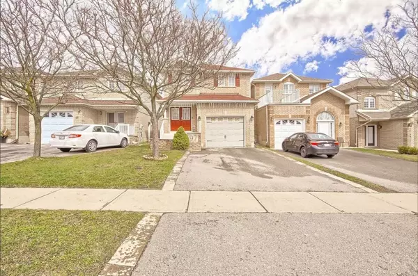 97 Clearmeadow BLVD, Newmarket, ON L3X 2M5