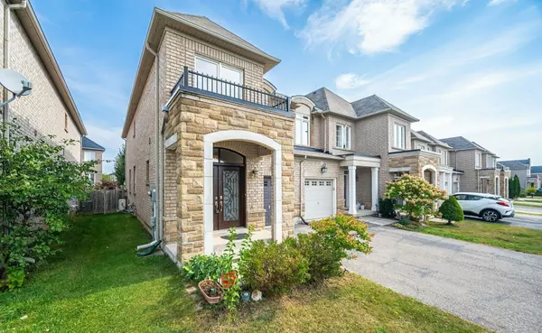 Oakville, ON L6M 0J3,2461 Grand Oak TRL