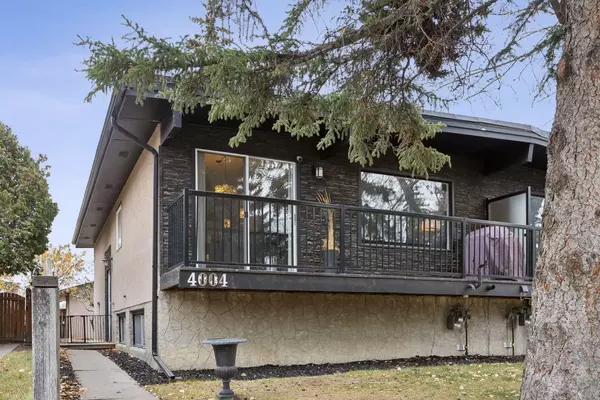 Calgary, AB T3A0N8,4004 Vance PL NW