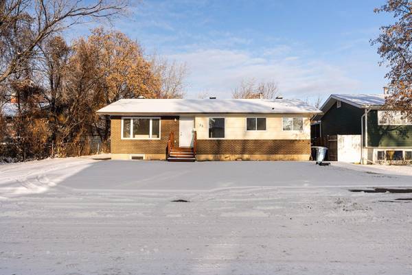 55 Fitzsimmons AVE, Fort Mcmurray, AB T9H 1Z3