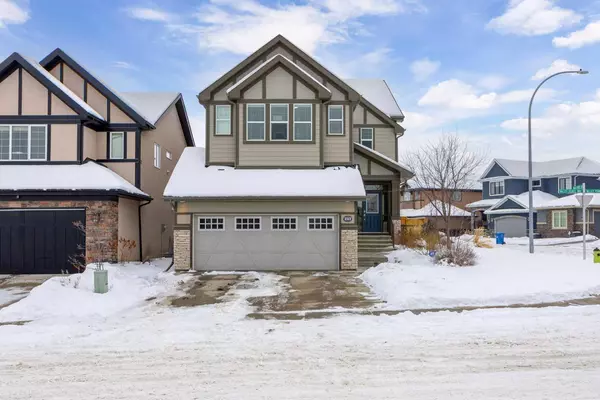 247 Valley Pointe WAY NW, Calgary, AB T3B 6B4