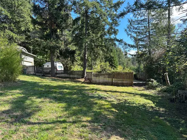 Salt Spring, BC V8K 1K8,232 Elizabeth Dr