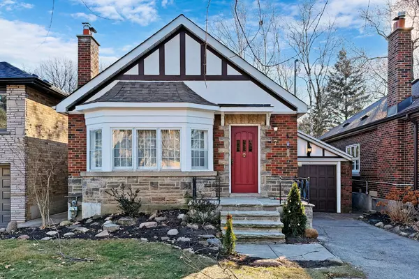 7 Mattice RD, Toronto W08, ON M9A 1E1