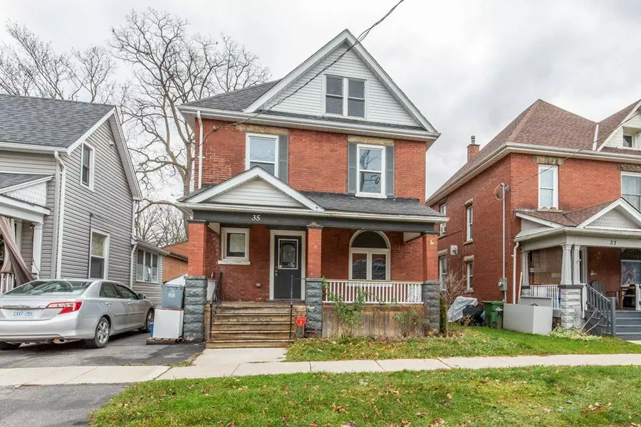 35 METCALFE ST, St. Thomas, ON N5R 3K1