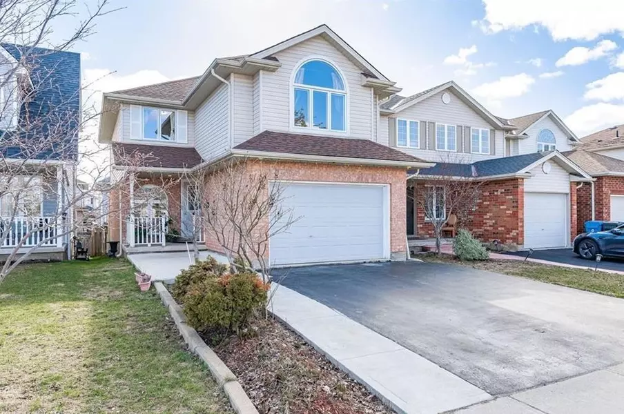 31 Gosling GDNS #(Upper), Guelph, ON N1G 5J8