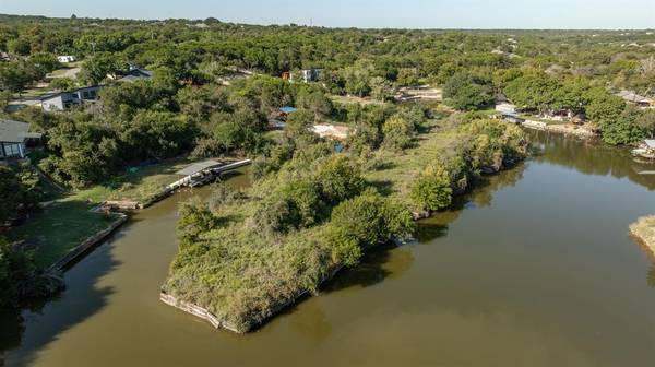 508 Crestwood Drive, Granbury, TX 76048