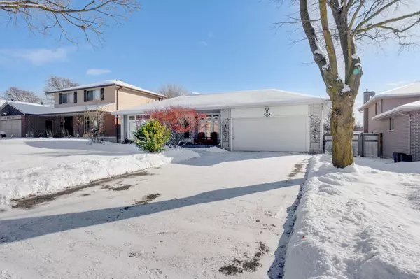 9 Bellevue CRES, Barrie, ON L4M 2S9