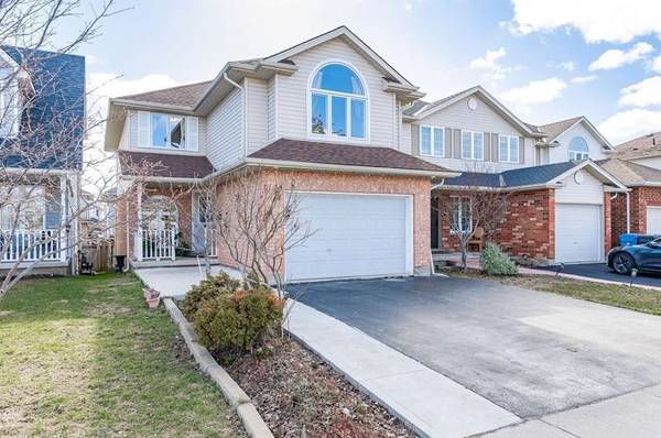 31 Gosling GDNS #(Upper), Guelph, ON N1G 5J8