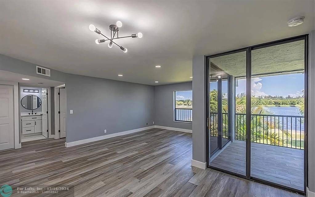 Coconut Creek, FL 33066,2833 Carambola Cir S #19104