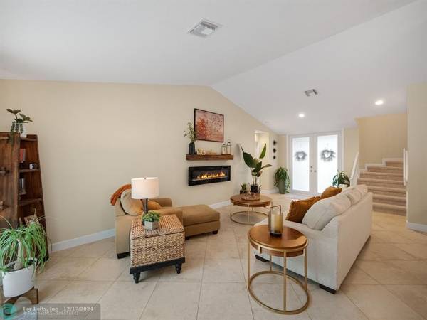 Sunrise, FL 33326,1038 SW 149th Ter