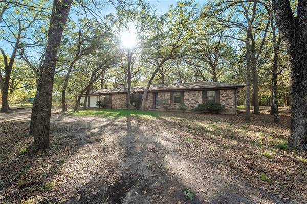 3876 County Road 3322, Greenville, TX 75402