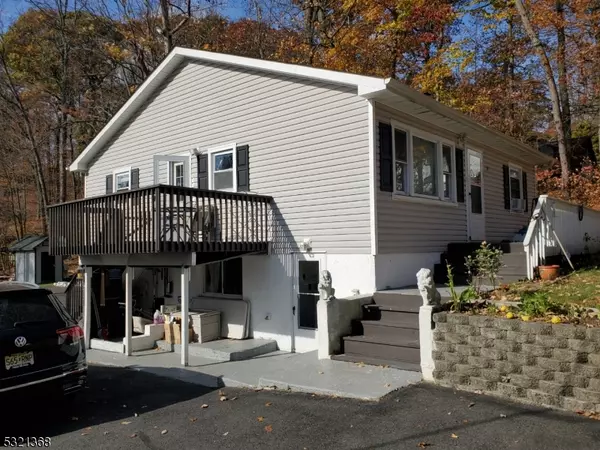 Hopatcong Boro, NJ 07843,14 Northwestern Way