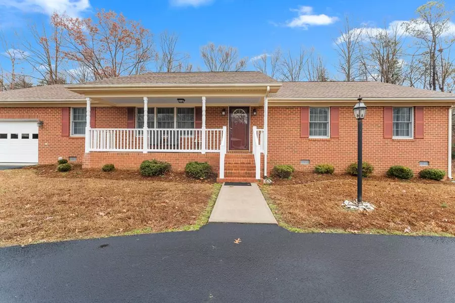 178 Harris AVE, Warsaw, VA 22572