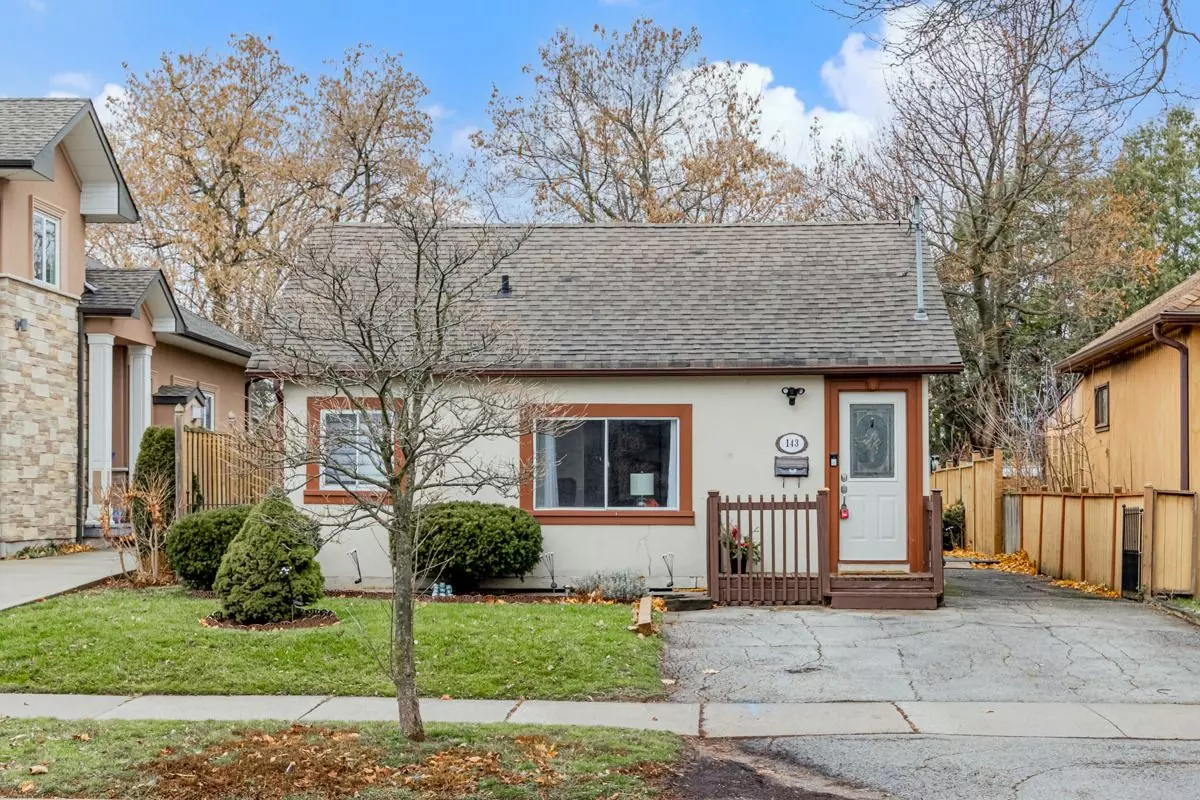 Oakville, ON L6K 1X8,143 Stewart ST