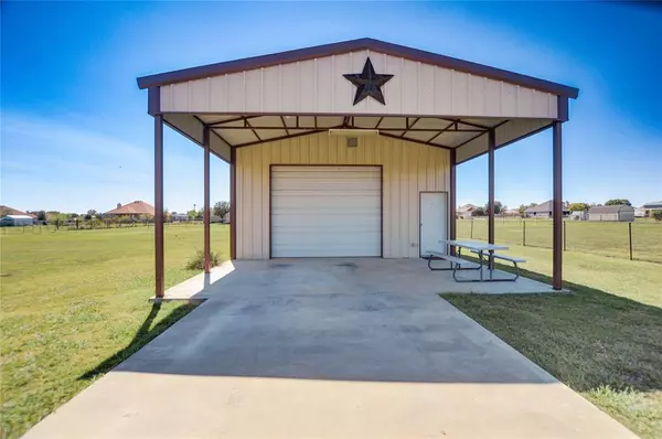 Venus, TX 76084,1021 Cashew Drive