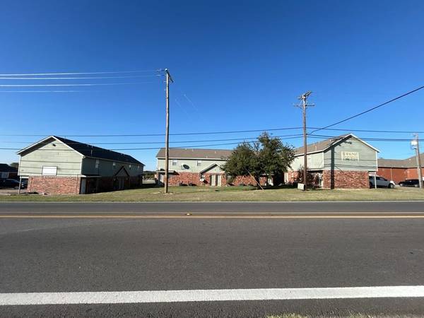 809 W Walnut Street #B3, Celina, TX 75009