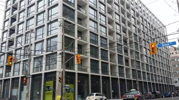 Toronto C01, ON M5V 2L9,39 Brant ST #618