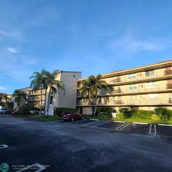 Delray Beach, FL 33446,27 Abbey Lane  #407