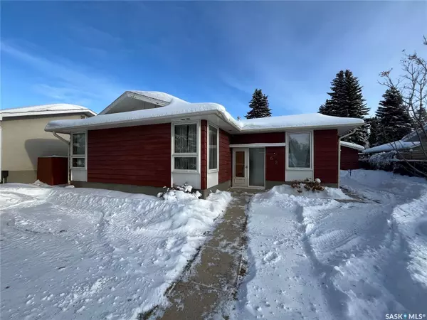 62 Britnell CRESCENT,  Saskatoon,  SK S7H 3X8