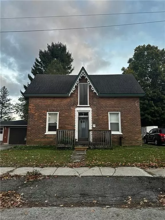 North Huron, ON N0G 2W0,379 FRANCES ST