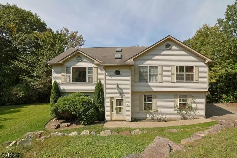 43 Jamesburg Rd, West Milford Twp., NJ 07421