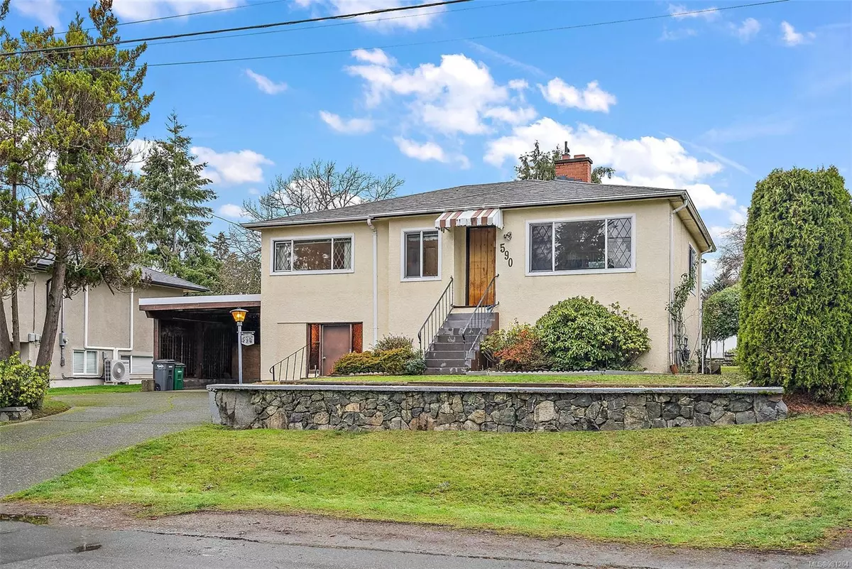 Saanich, BC V8Z 2C4,590 OConnell Pl