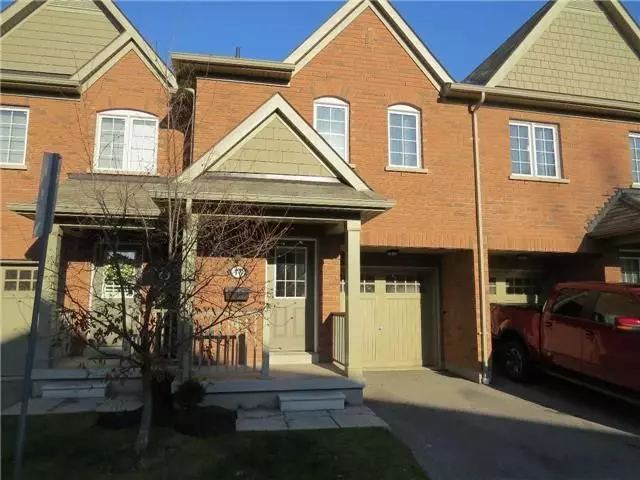 Oakville, ON L6L 0C5,233 Duskywing WAY #17