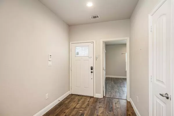 Fort Worth, TX 76110,1304 Orange Street