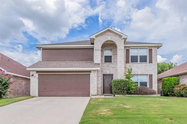 10120 Chapel Rock Drive, Fort Worth, TX 76116